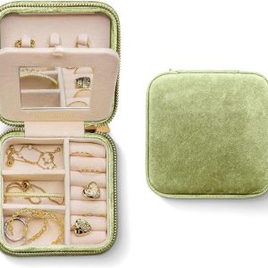 Benevolence LA Plush Velvet Jewelry Box | Travel Jewelry Case Organizer with Mirror | Featured in Oprah's Favorite Things | Best Gifts For Daughter, Girlfriend, Mom | Gifts For Her - Mistletoe Green
