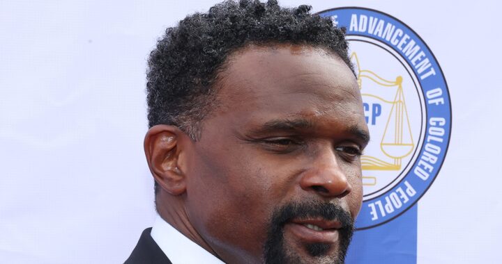 ‘Family Matters’ Star Darius McCrary Released From Jail, Extradited to Michigan