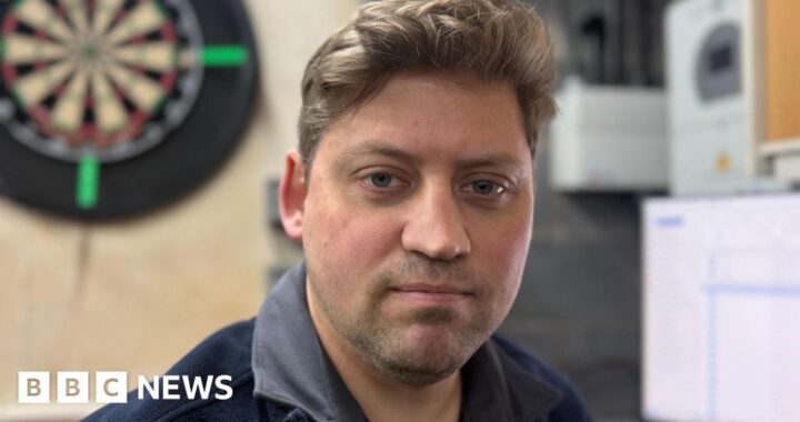 Evri sorry after 80 customers from Lincolnshire complain to BBC