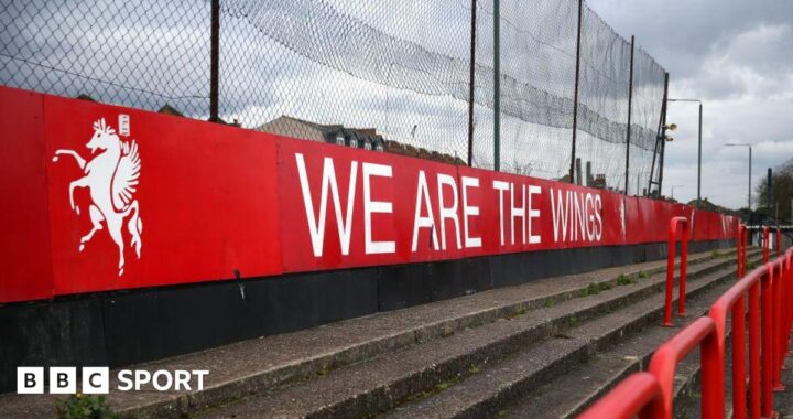 Welling United v Potters Bar Town: Match postponed after manager Sammy Moore injured in altercation